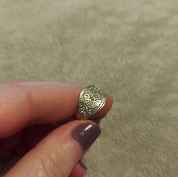 Adjustable Silver Tone Ring - Picture 5 of 10